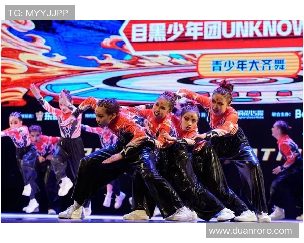 上海街舞队在世界滑板锦标赛中的技术表现与创新风采分析 上海街舞队在世界滑板锦标赛中的技术表现与创新风采分析